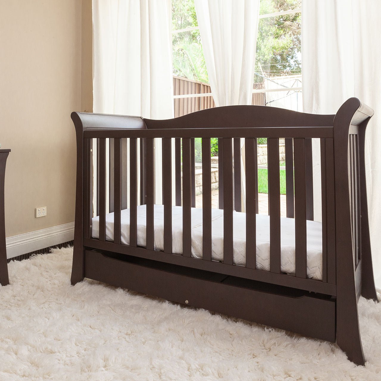 Storkcraft hotsell vittoria crib